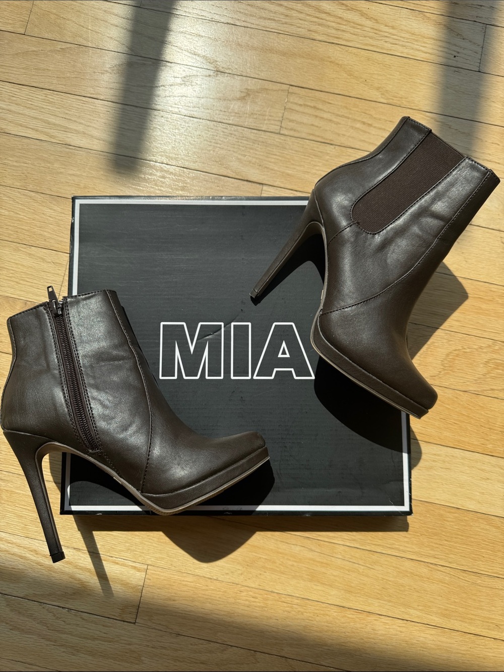 MIA Dark Brown Leather Platform Ankle Boots